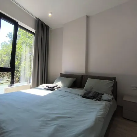 Itaka 48 M2 15 Min To Arkadia Apartment Odessa